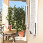 Natasha\'S Tiny Home